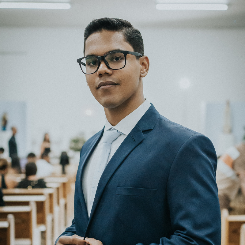 Alexandre - CEO e Especialista em Google Ads e Automação WhatsApp